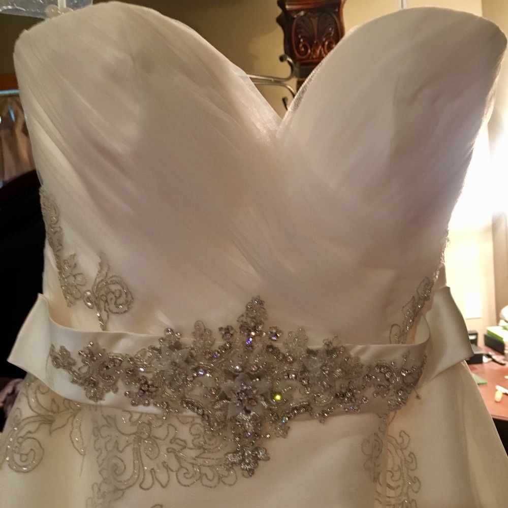 Casablanca wedding dress